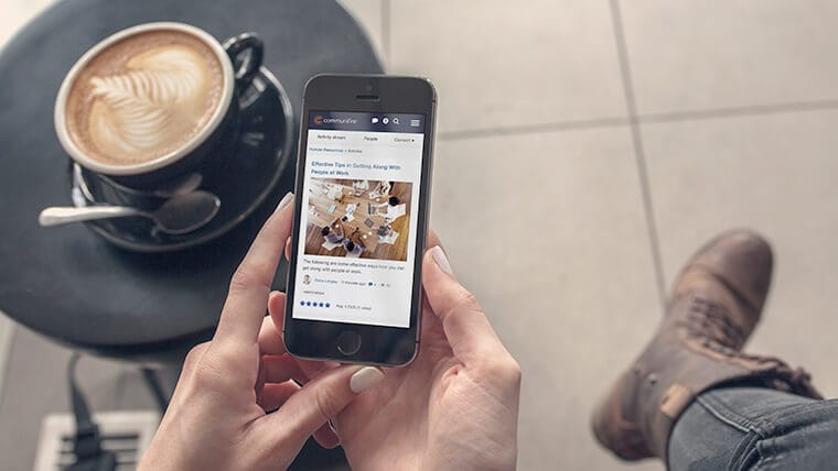 intranet help desk - social customer service